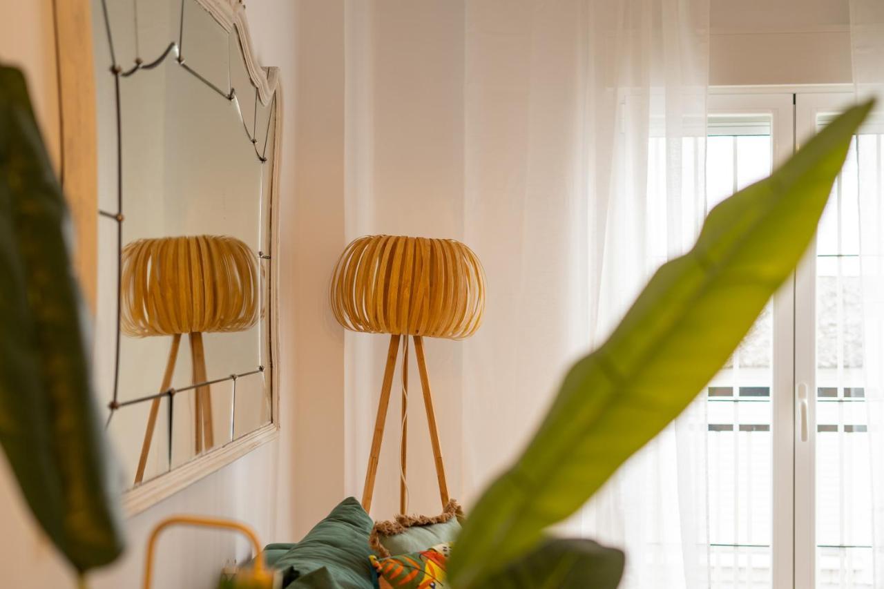 グラナダLa Casita De Elena - Piso En El Centroアパートメント エクステリア 写真